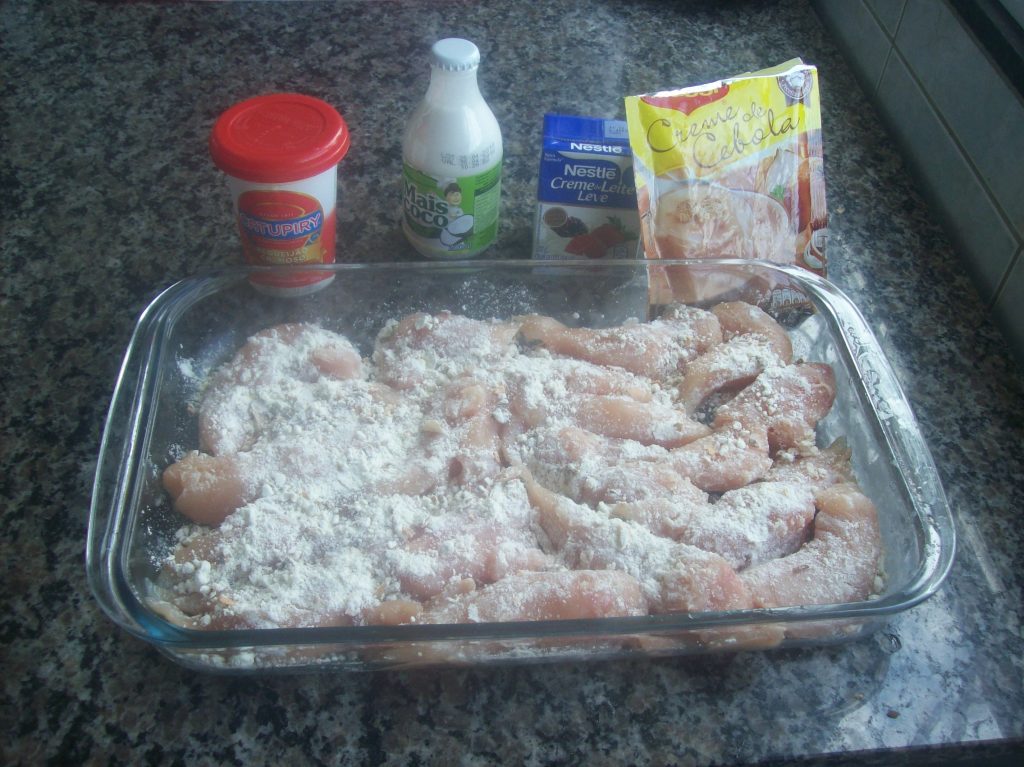 FRANGO CREMOSO AO FORNO